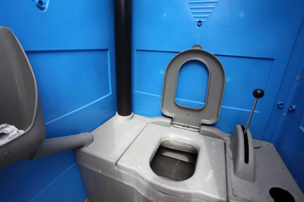 Types of Portable Toilets We Offer in Roanoke, TX